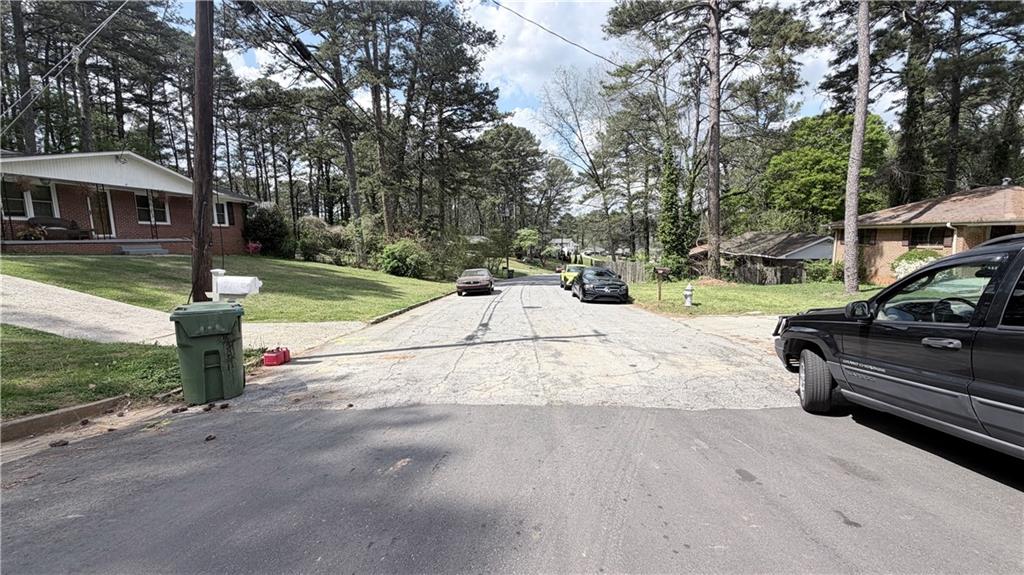 1099 Forest Valley Drive SE