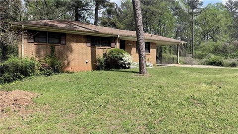 Photo of 1099 Forest Valley Drive SE, Atlanta, GA 30354 (MLS # 7756091)