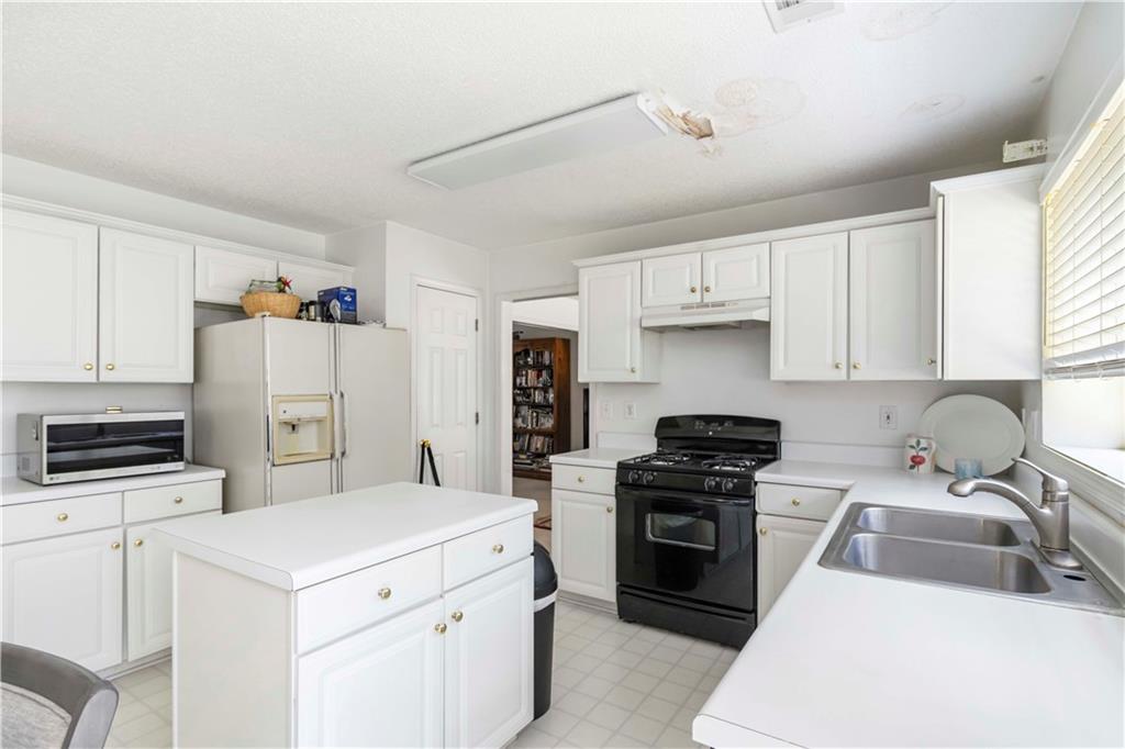 11885 Carriage Park Lane