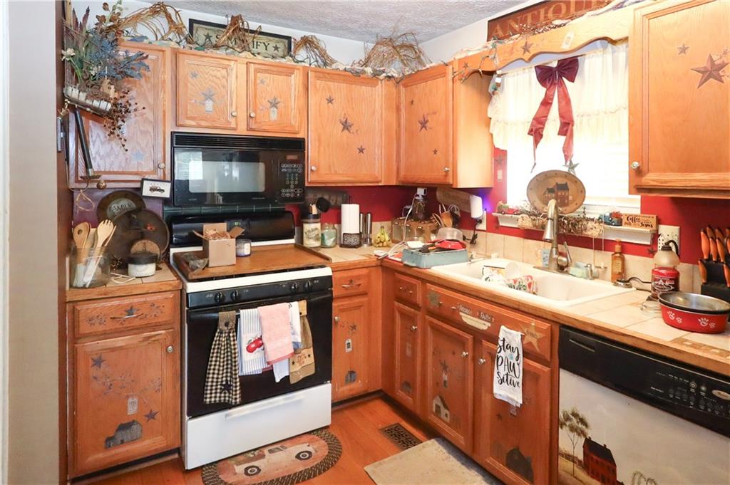 24 Lady Savannah Drive, Dallas, Georgia image 5