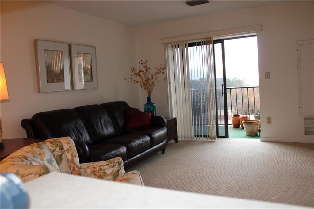 Mount Vernon Towers - Residential
