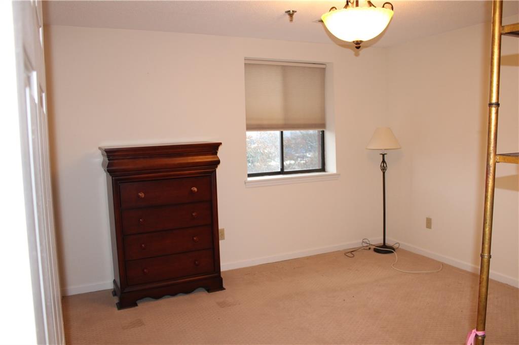 Mount Vernon Towers - Residential
