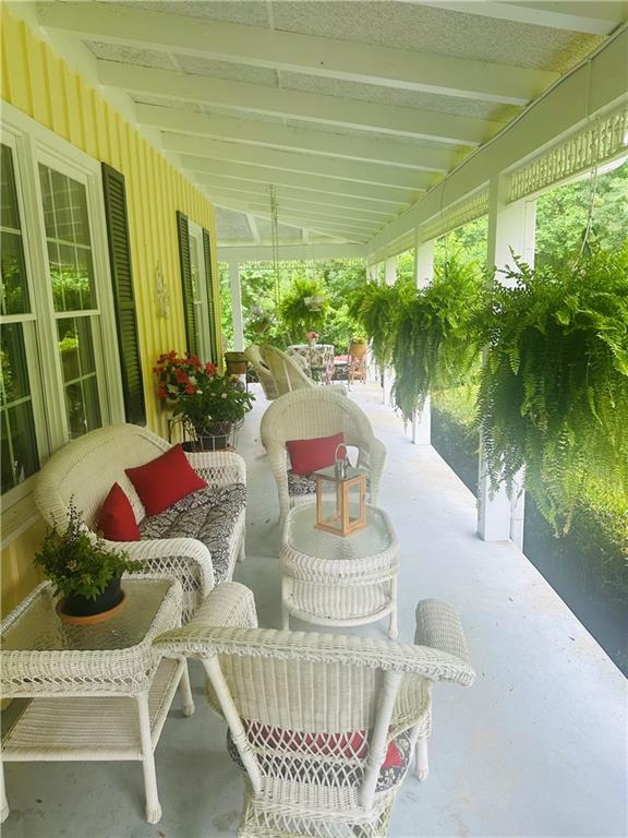 2324 E Cherokee Drive