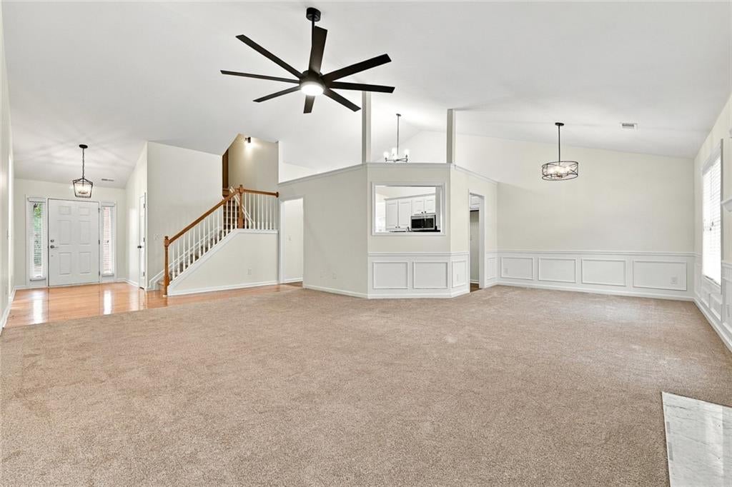 1422 Fountain Lakes Drive
