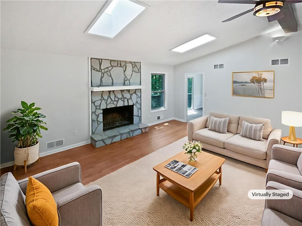 2864 Sudbury Court