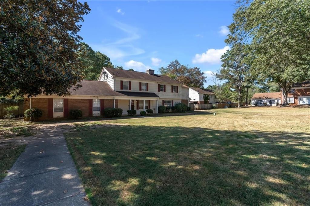 2613 Stratford Lane 3