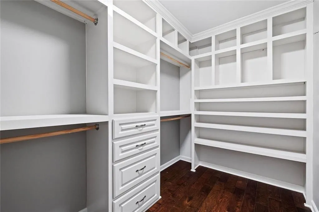 Roswell, Georgia 30076, United States, 4 Bedrooms Bedrooms, ,4 BathroomsBathrooms,Residential,Active,168444