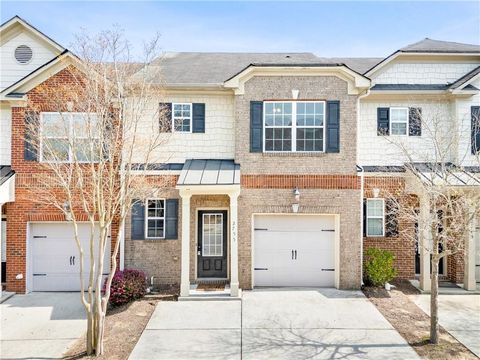 Townhouse For Sale - 2755 Sudbury Trace<br/> Norcross, GA 30071