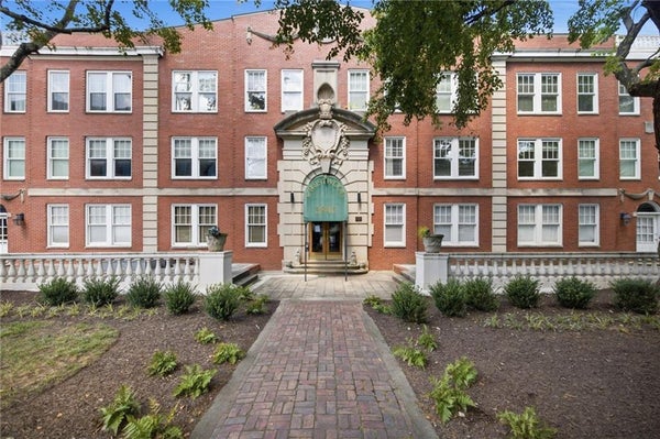 2840 PEACHTREE RD NW APT 510, ATLANTA, GA 30305 - Image e78e7a009cedd4148ca5052ac9f732a4/2632754932