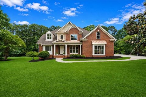 Homes For Sale - 388 Della Walk Court<br/> Lilburn, GA 30047