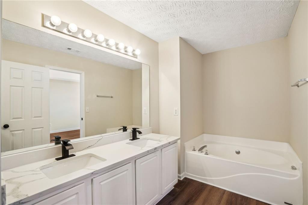 4593 Parkway Circle, Atlanta, Georgia image 20
