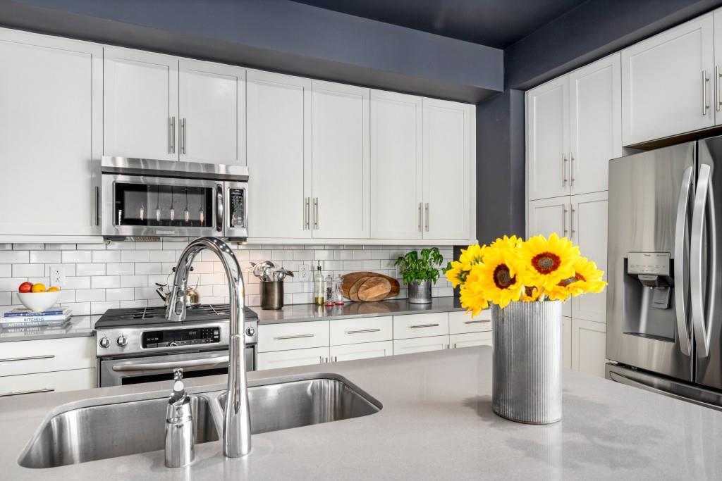 1100 Howell Mill Road NW 201