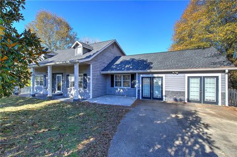 A home in Villa Rica