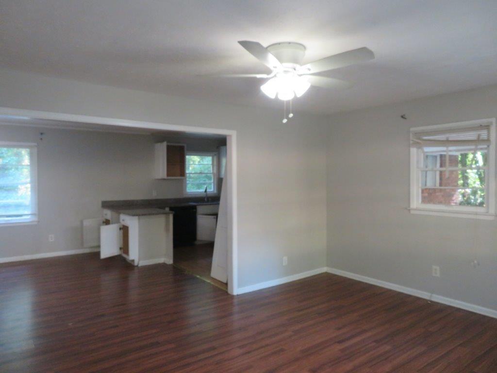 1142 Hembree Lane, Austell, Georgia image 3