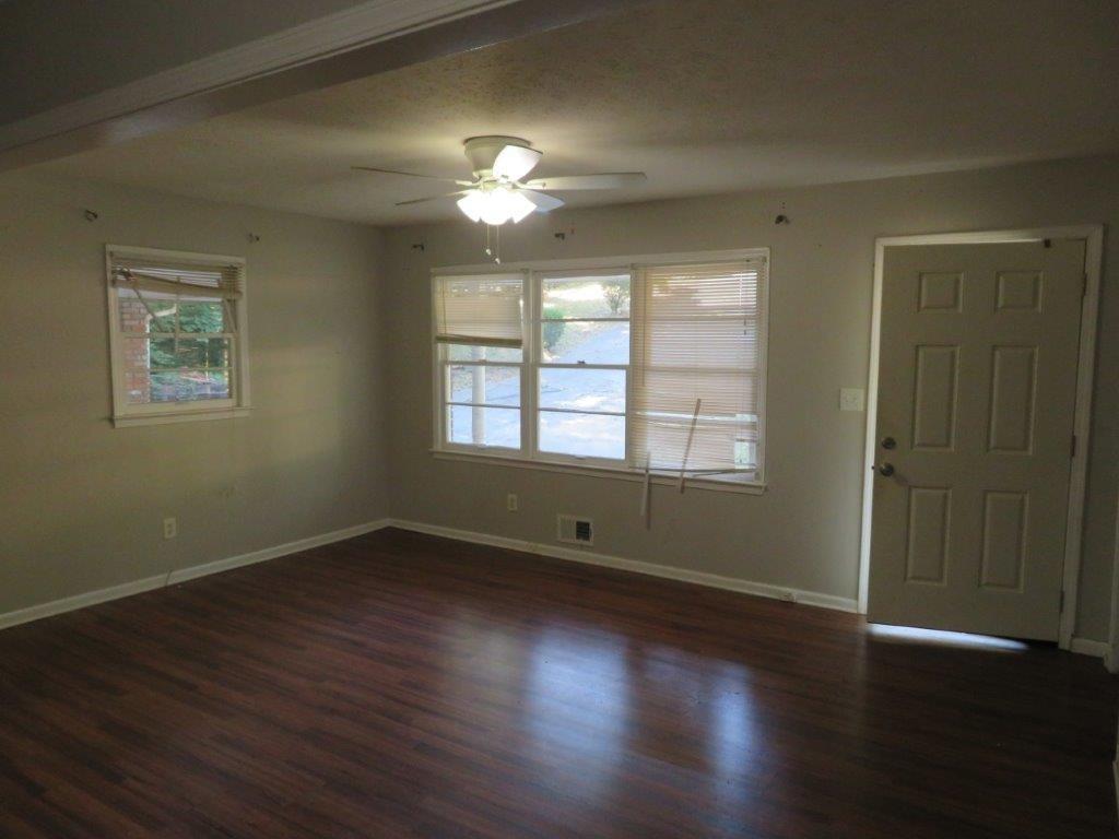 1142 Hembree Lane, Austell, Georgia image 2