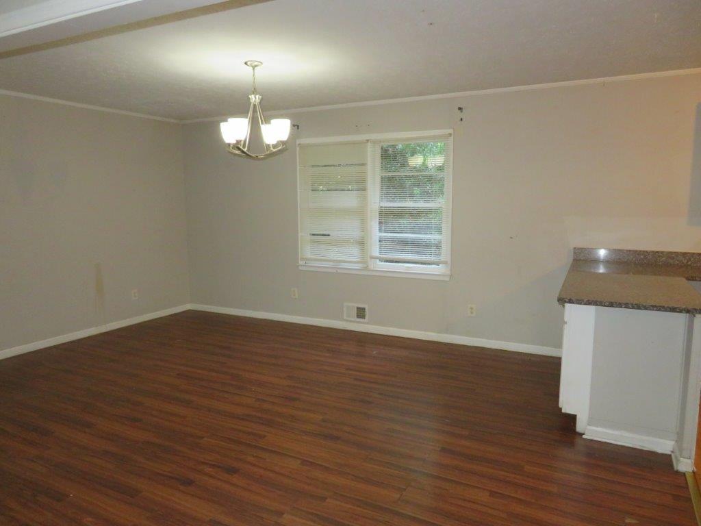 1142 Hembree Lane, Austell, Georgia image 4