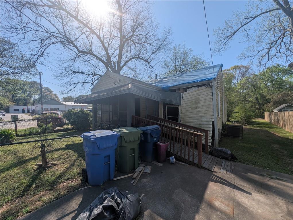 129 Leslie Street SE