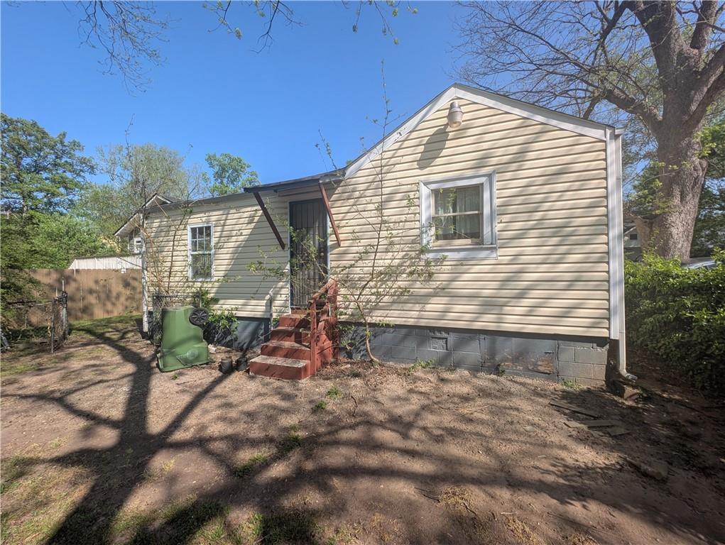 129 Leslie Street SE