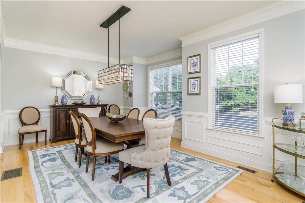 2074 Cobblestone Circle NE