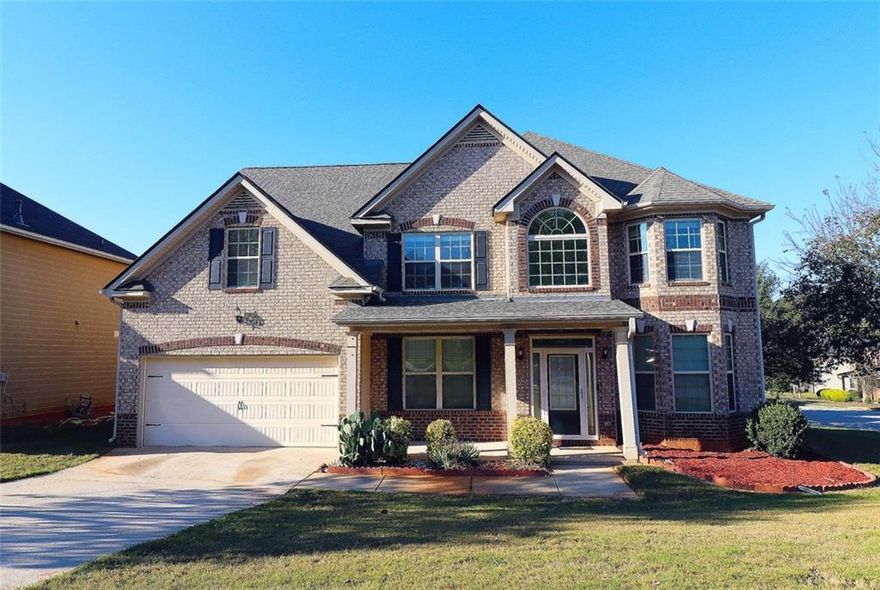 Spacious 5-bedroom, 3-bath home in the sought-after Park at Westridge community. With one owner and built in 2013, this well-maintained 2-story home offers over 3,200 sq ft of living space with a guest bedroom and full bath on the main level—perfect for visitors or a home office.

Enjoy a bright, open floor plan with formal living and dining rooms, a cozy family room with fireplace, and a large kitchen with plenty of counter space and storage. Upstairs, the oversized primary suite features a sitting area, walk-in closet, and luxurious en suite bath with dual vanities, soaking tub, and separate shower.

Additional highlights include a large backyard, 2-car garage, and access to community amenities. Conveniently located near shopping, dining, and I-75—this home blends comfort, space, and location.