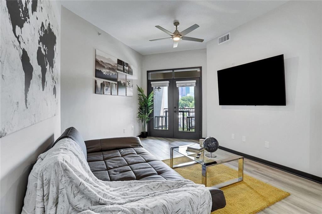 390 17th Street NW 6006