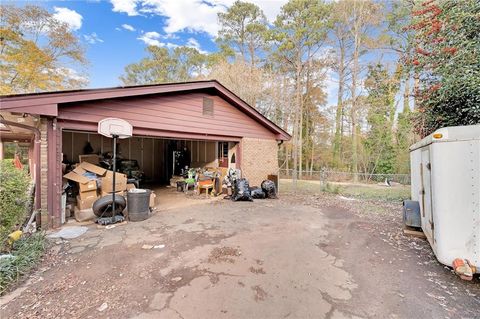 A home in Lilburn