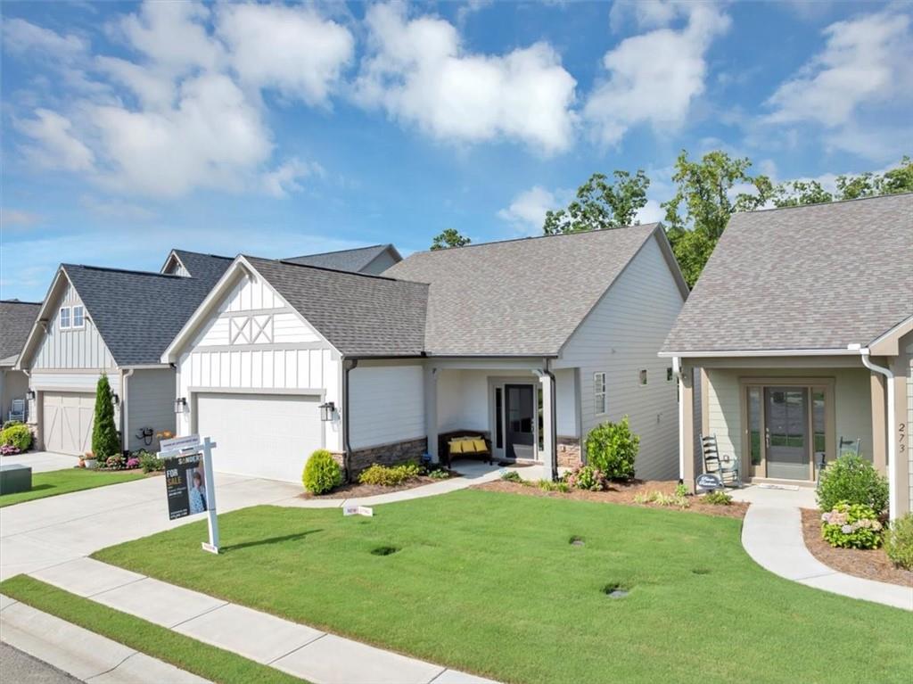 269 Grand Circle