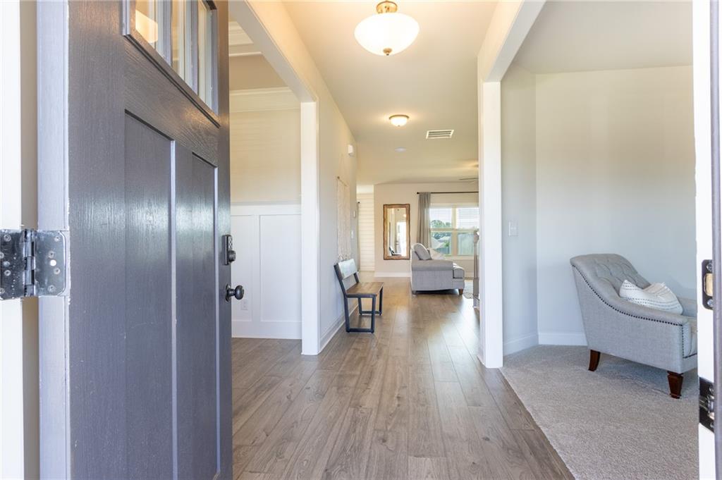 560 Calgary Downs Drive