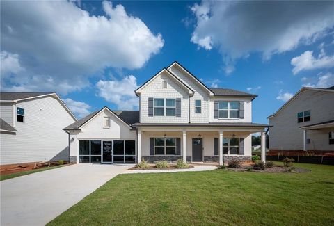 Homes For Sale - 560 Calgary Downs Drive<br/> Barrow County, Winder, GA 30680