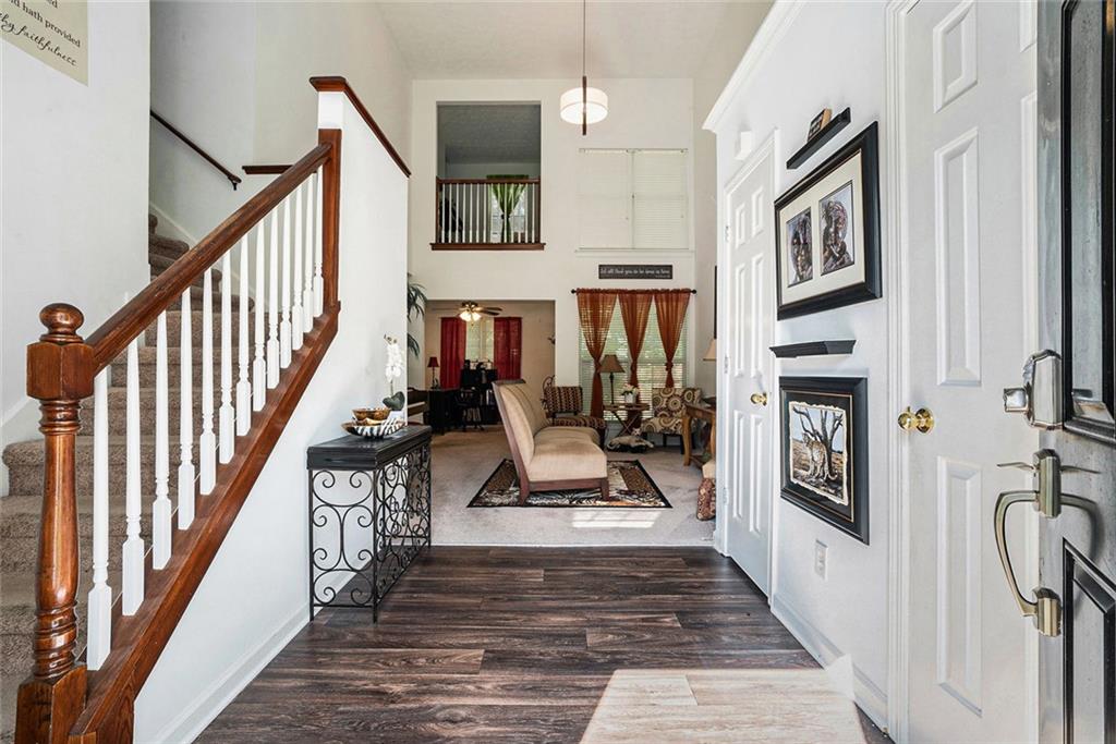 2512 Halcyon Way