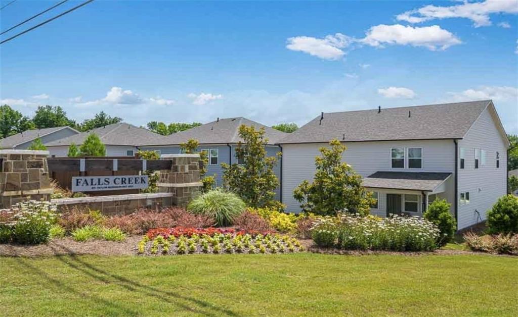 Falls Creek - Residential