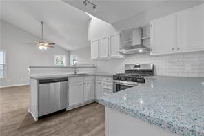 194 Beaverwood Court, Lawrenceville, Georgia image 4