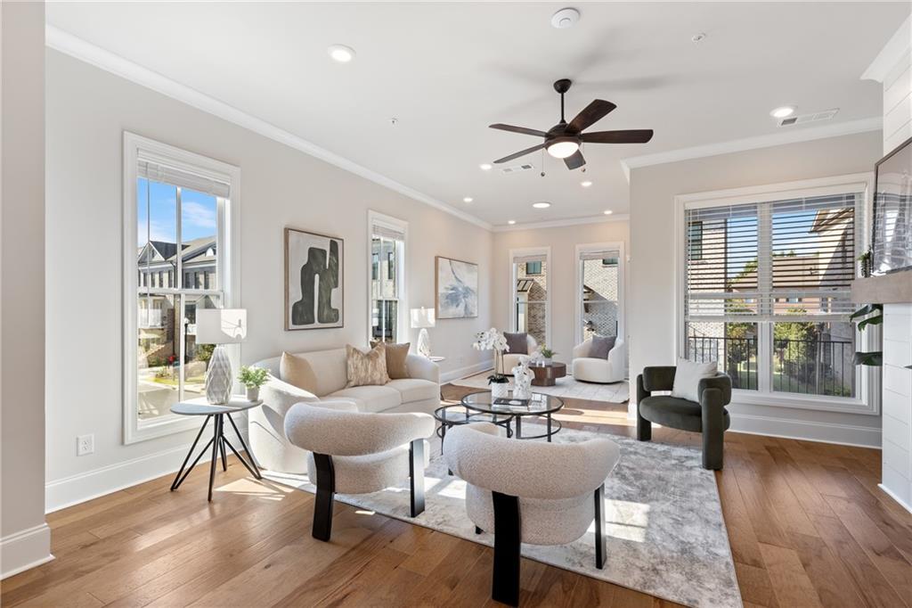 Towns on Thompson - Residential