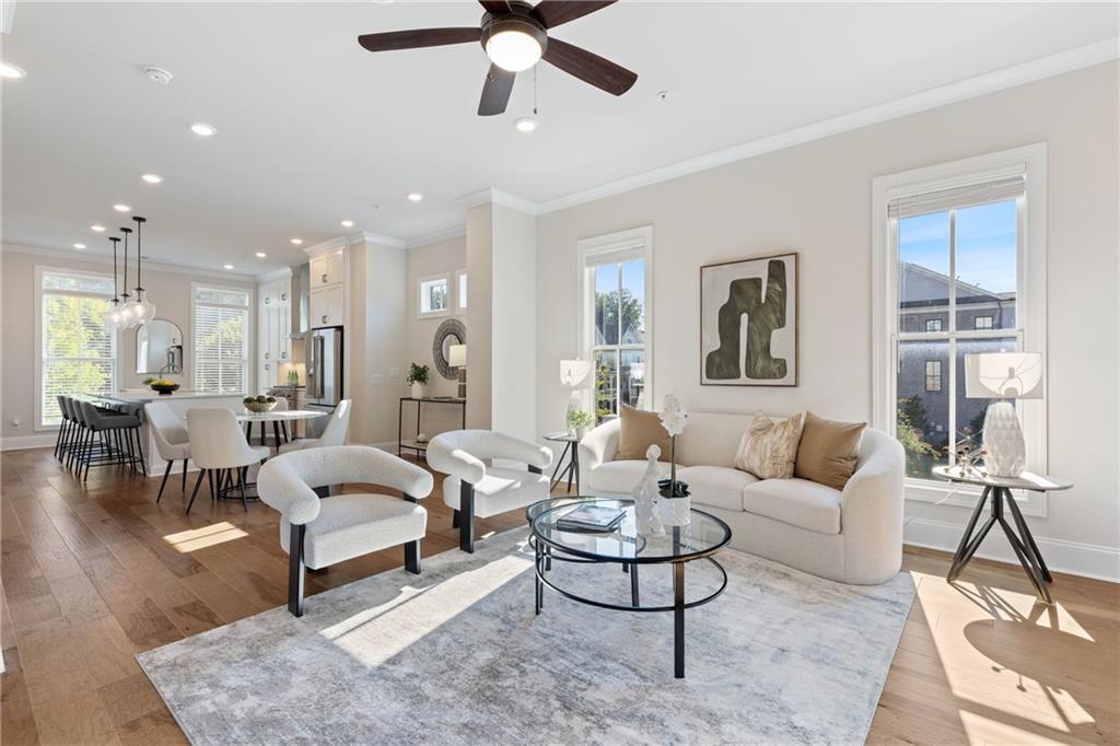 Towns on Thompson - Residential