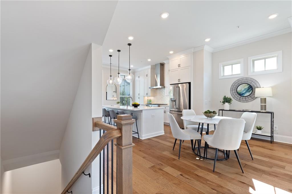 Towns on Thompson - Residential