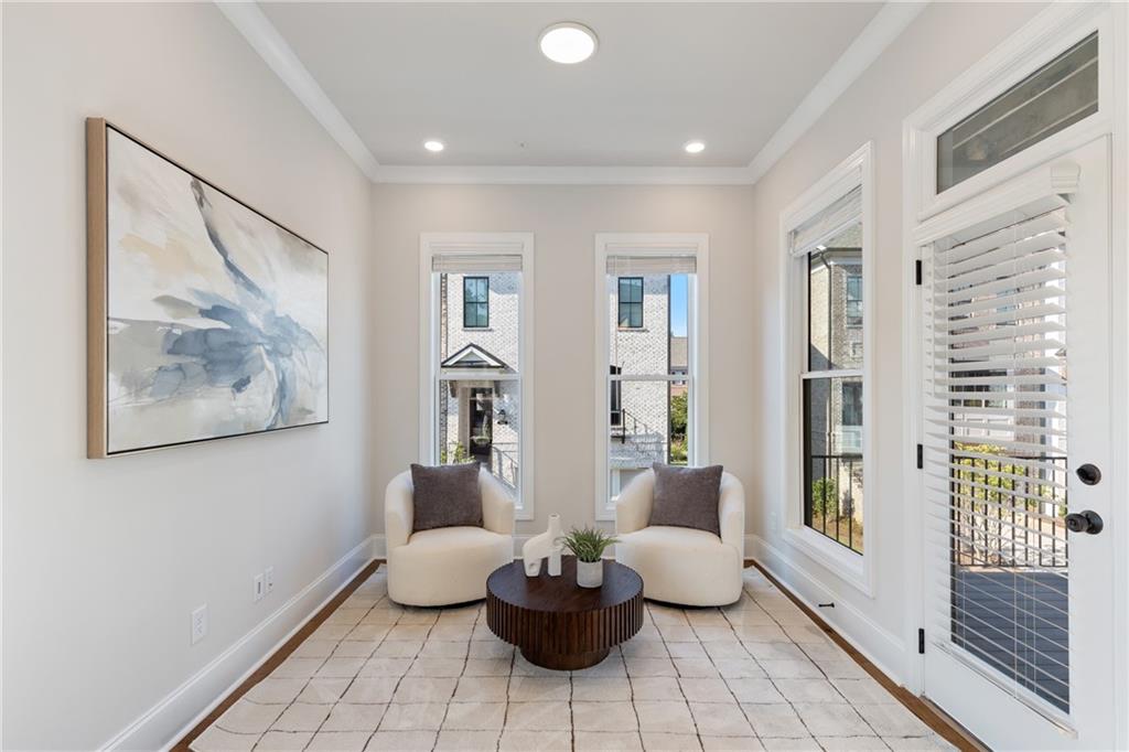 Towns on Thompson - Residential