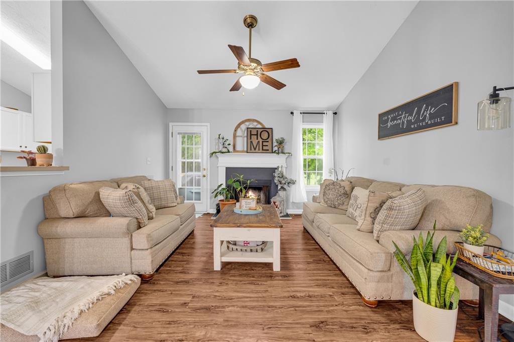 131 Glenn Fuller Circle, Commerce, Georgia image 6
