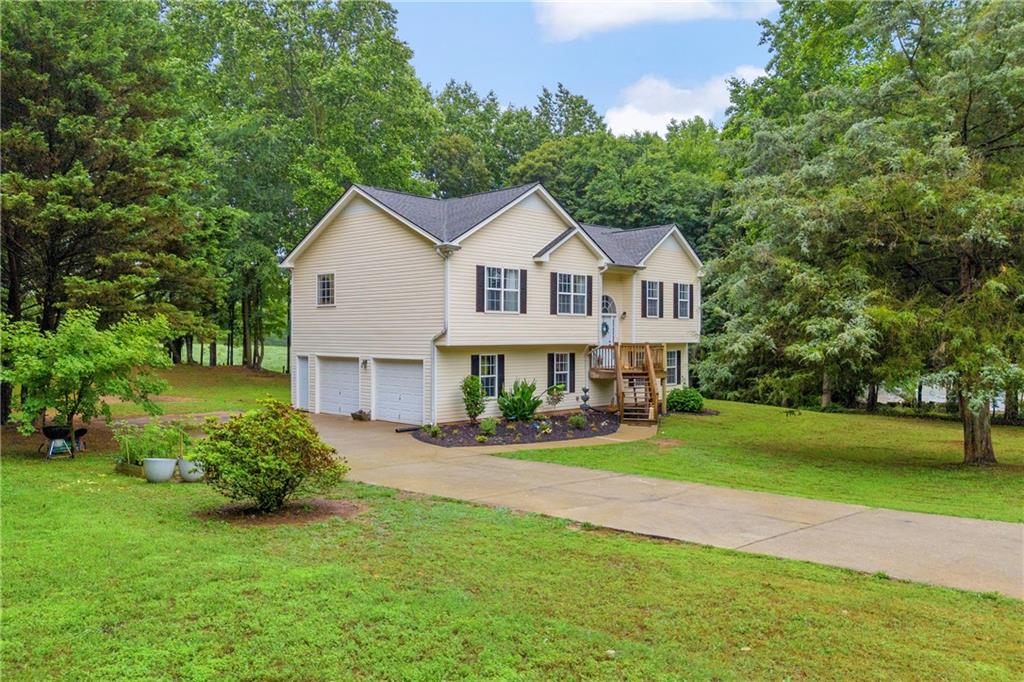 131 Glenn Fuller Circle, Commerce, Georgia image 2