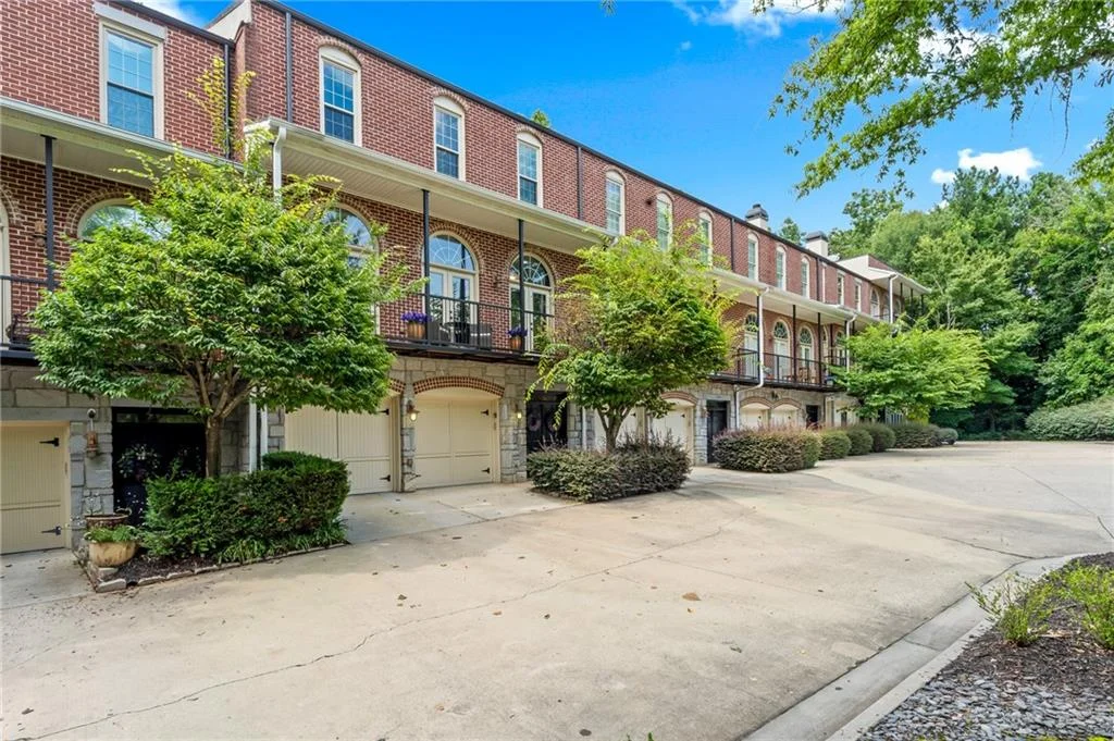 5512 Glenridge Drive Unit K