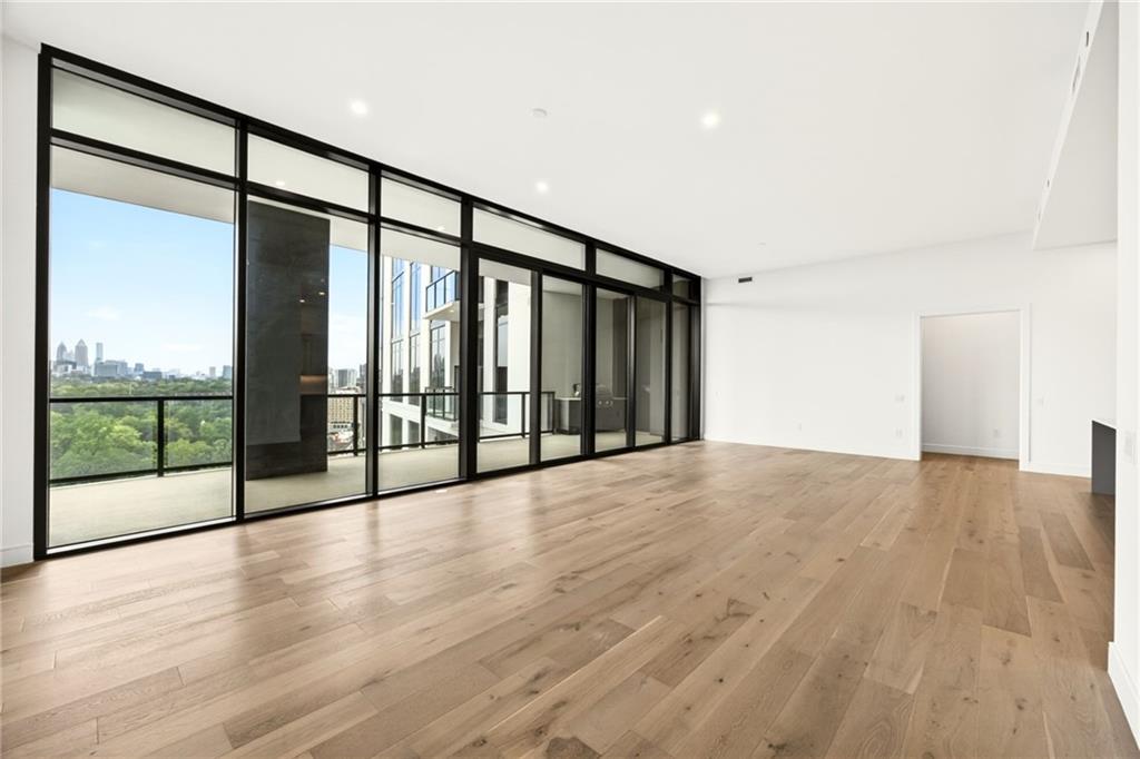 2425 Peachtree Road NE 1504