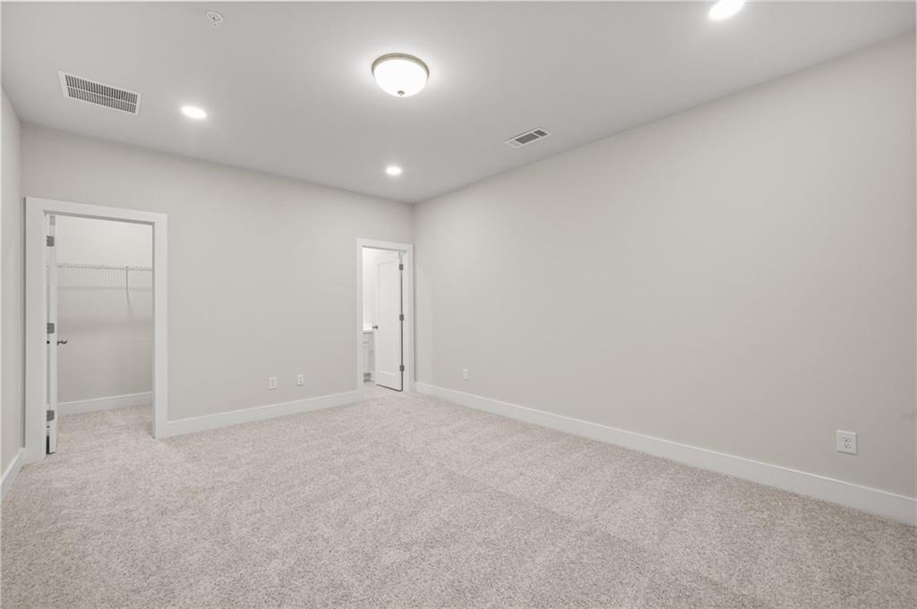 Rowan Walk - Residential Lease