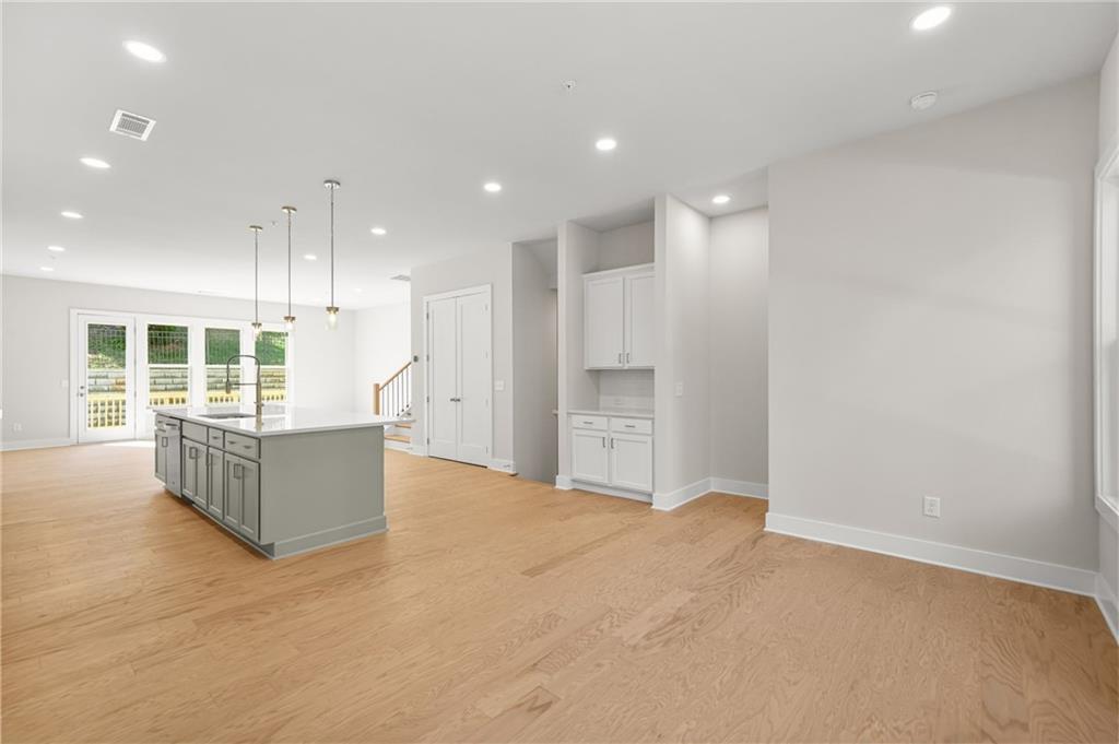 Rowan Walk - Residential Lease