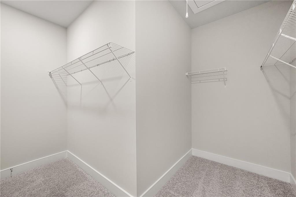 Rowan Walk - Residential Lease