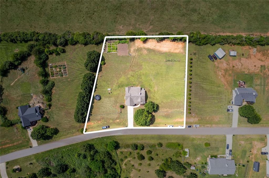 268 White Circle, Winterville, Georgia image 3