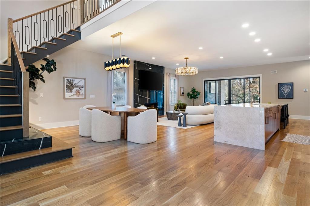 1380 Wayne Avenue NE