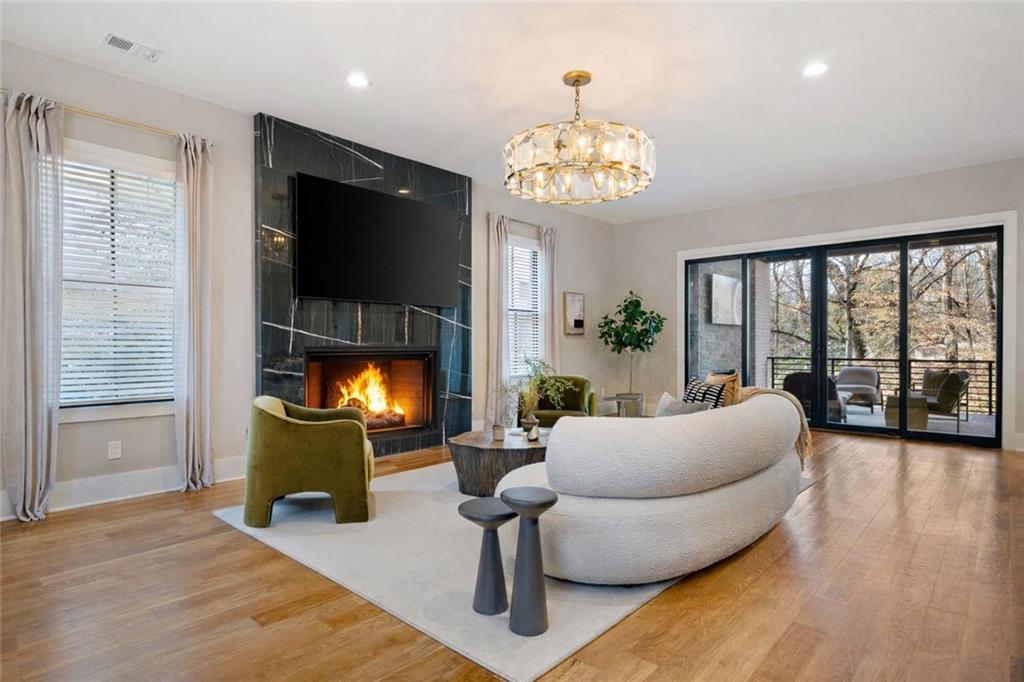 1380 Wayne Avenue NE