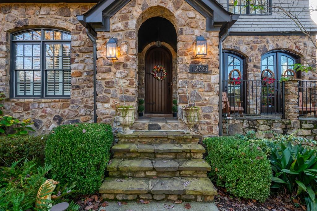 1265 University Drive