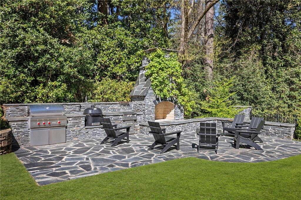 Tuxedo Park - Residential