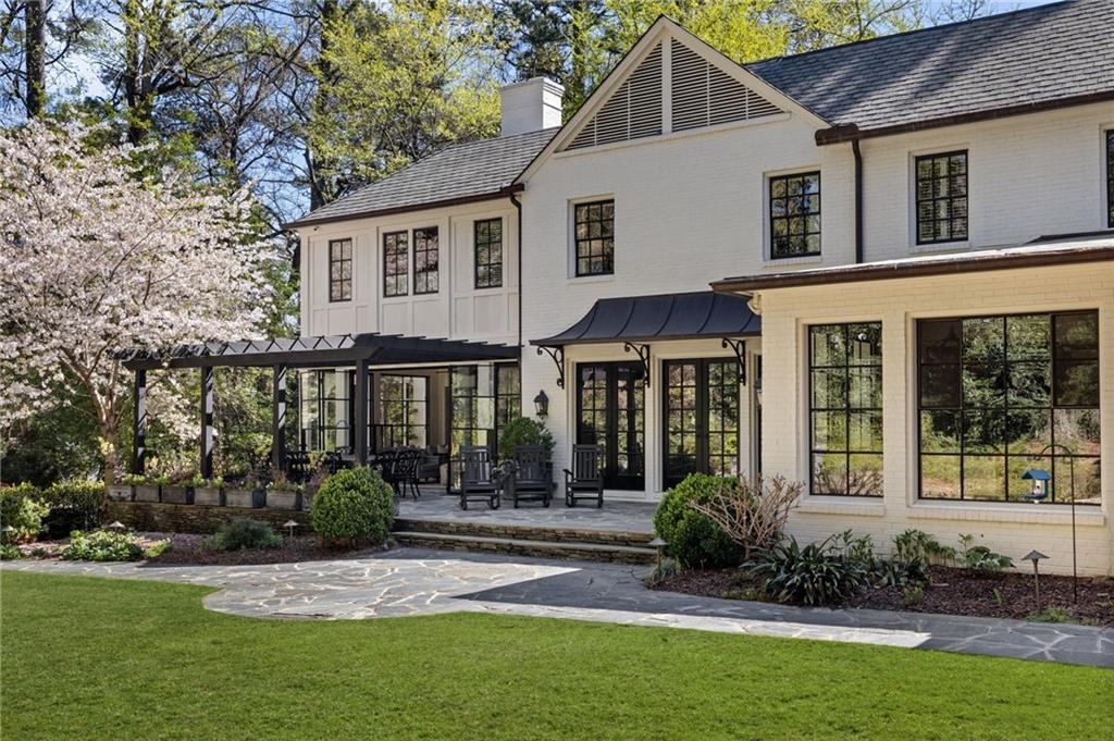 Tuxedo Park - Residential