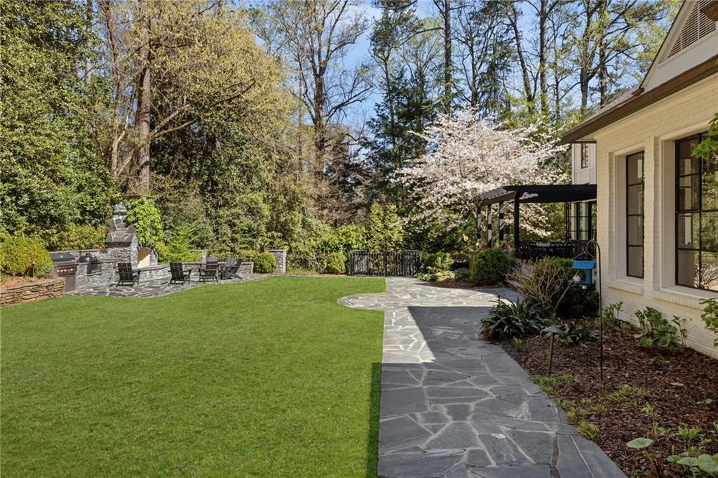 Tuxedo Park - Residential